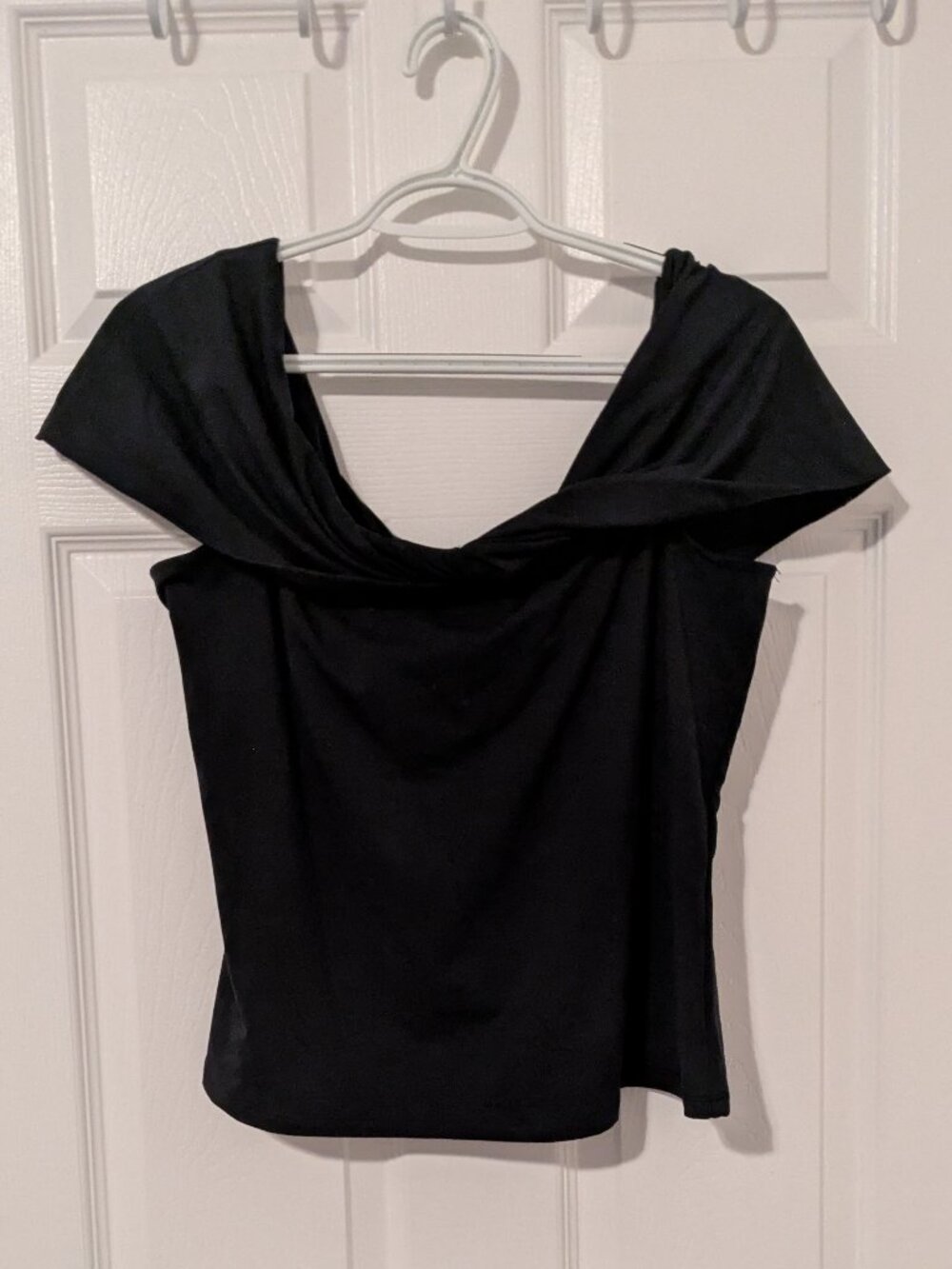 Abercrombie & Fitch draped off shoulder top size XL